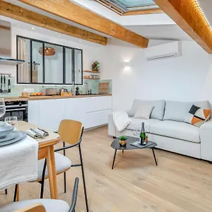 https://appartement-la-cigale-en-sud-luberon-maison-authentique.fr-provencehotel.com